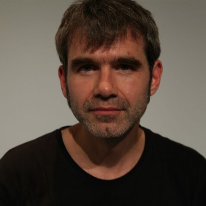 Philippe Maeder
Éclairagiste
Intervient dans Plume